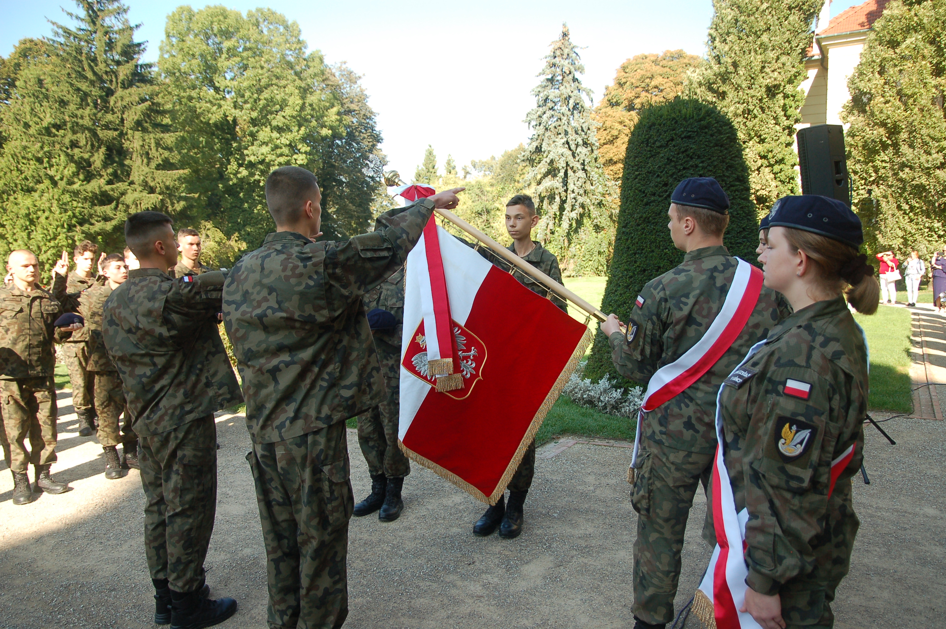 Ślubowanie uczniów klas mundurowych