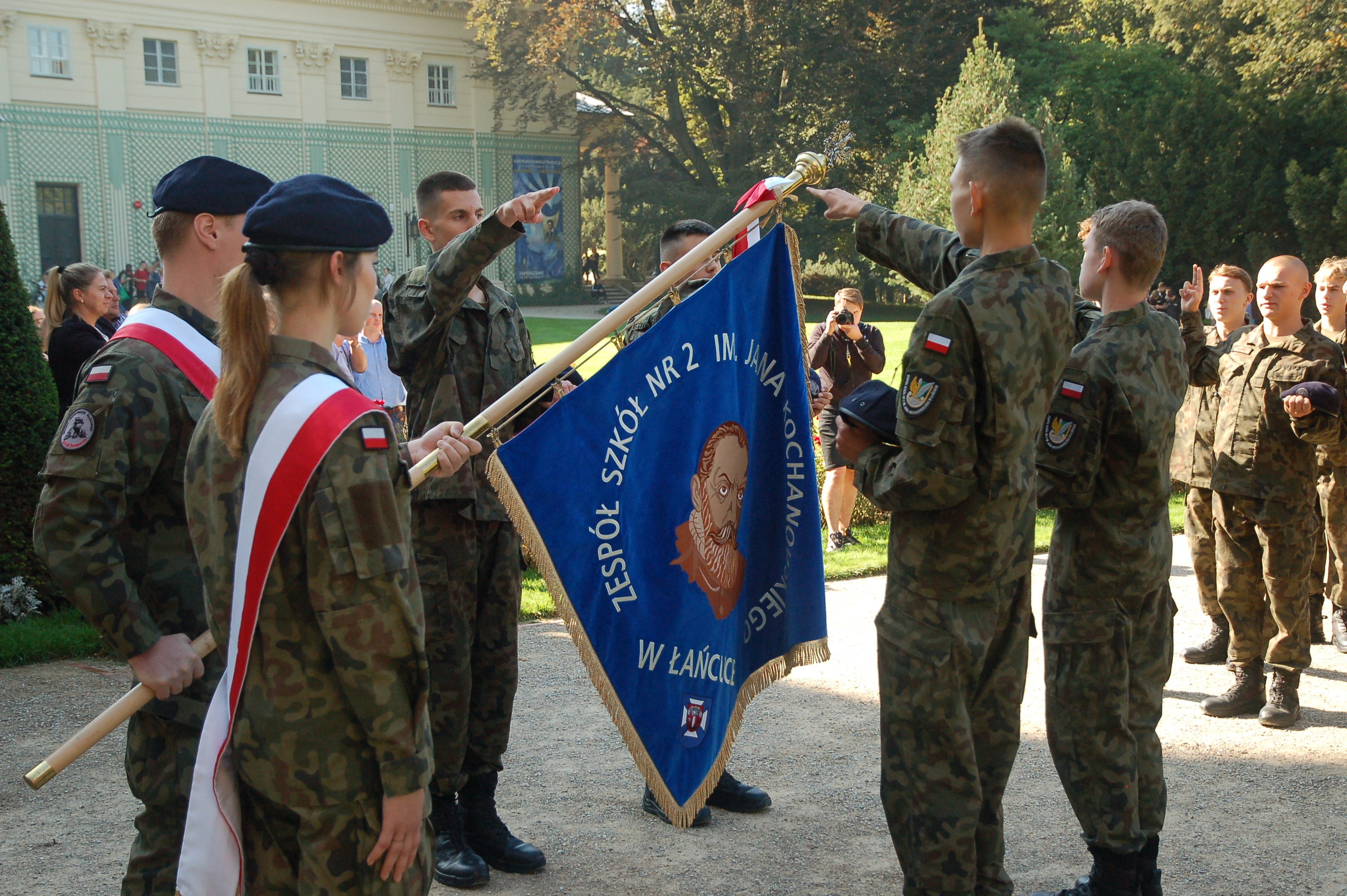Ślubowanie uczniów klas mundurowych