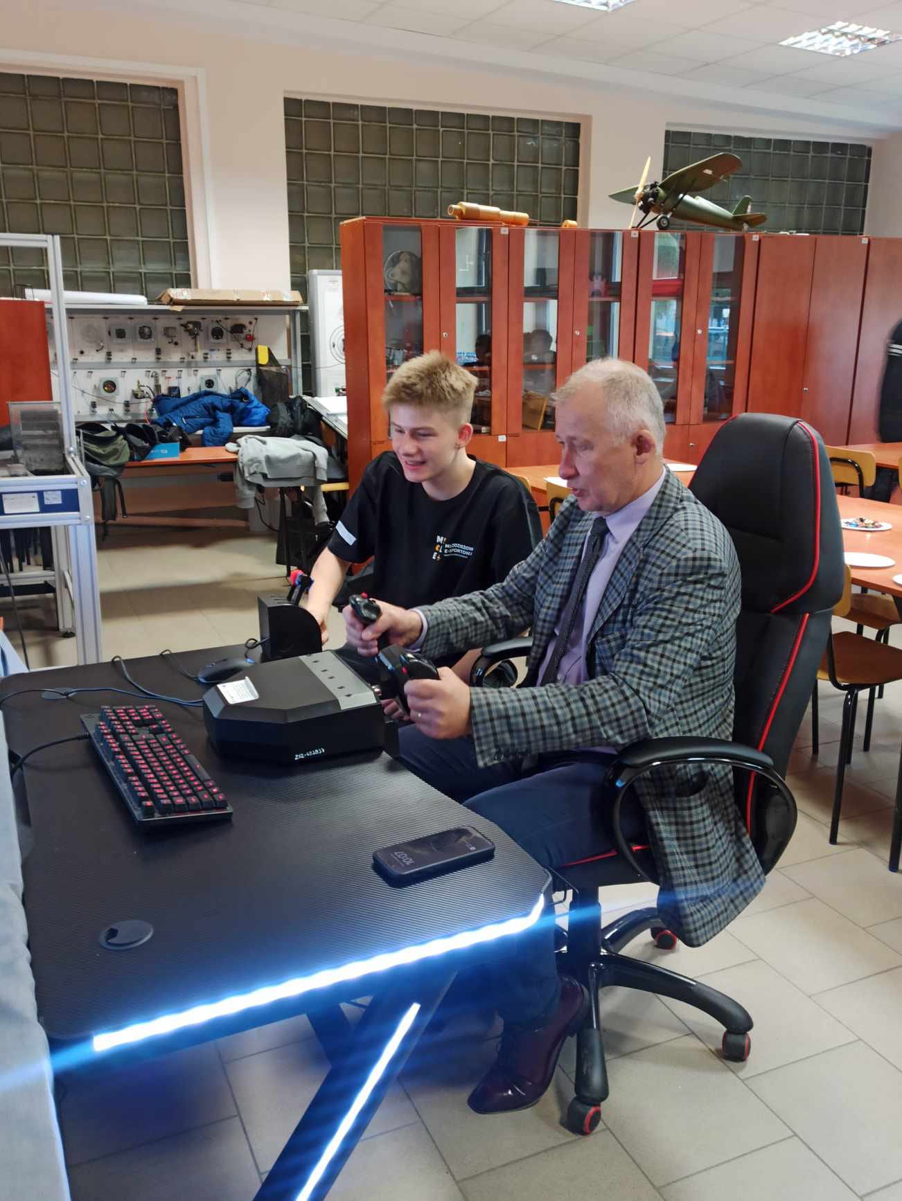 POWIATOWY DZIEŃ E-SPORTU