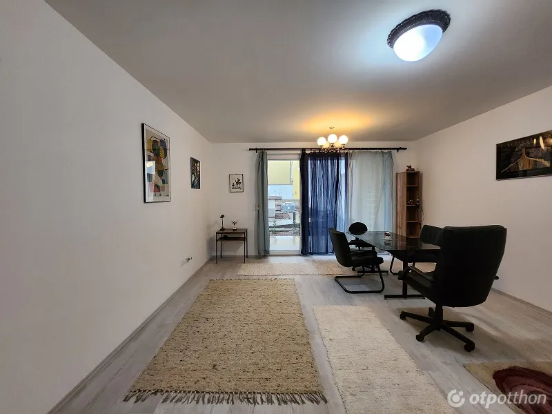 kiado-teglalakas-budapest-xiii-kerulet-ujlipotvaros-89202456-k6.webp