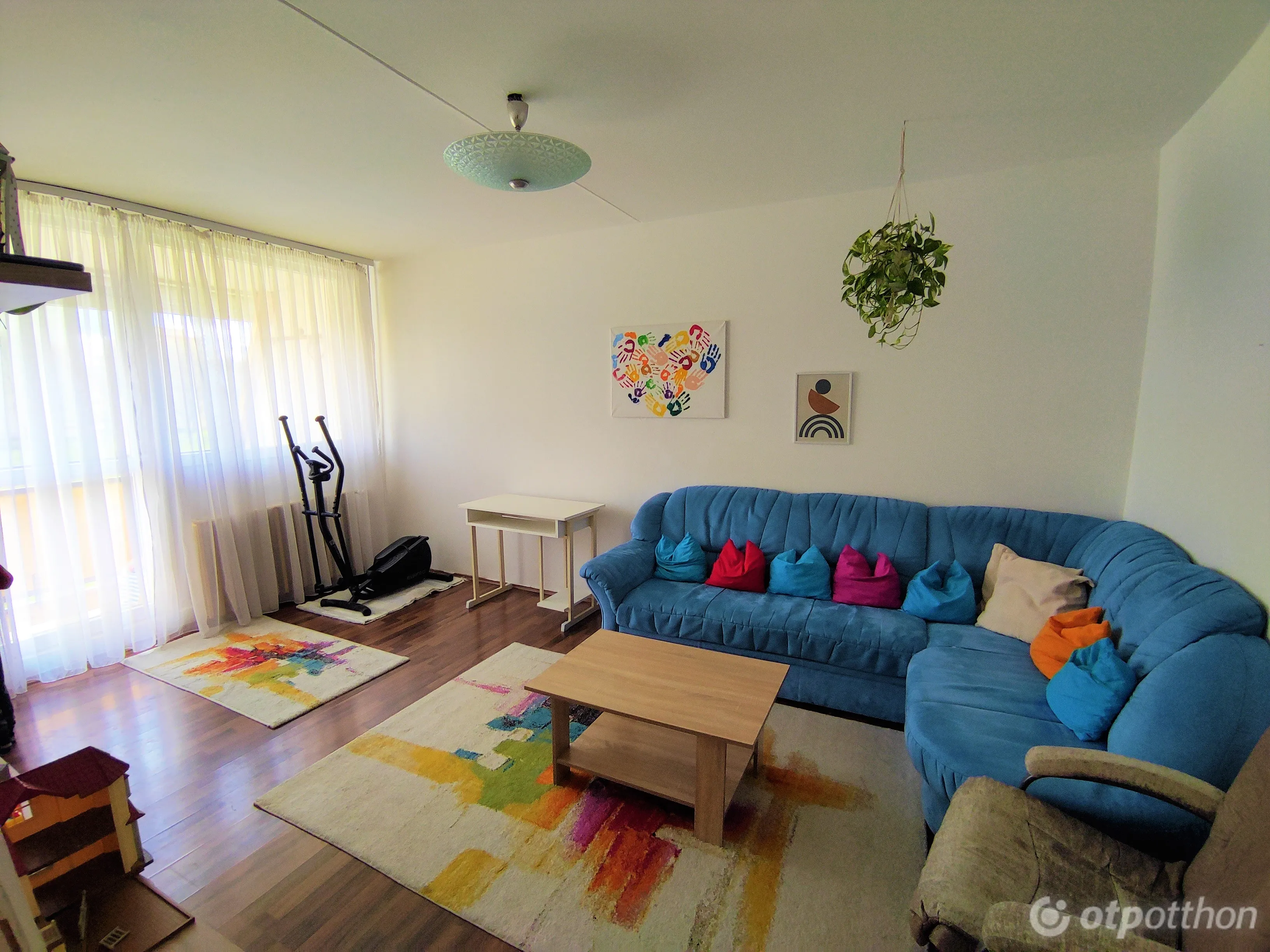 elado-panellakas-pecs-kertvaros-91008519-k6.webp