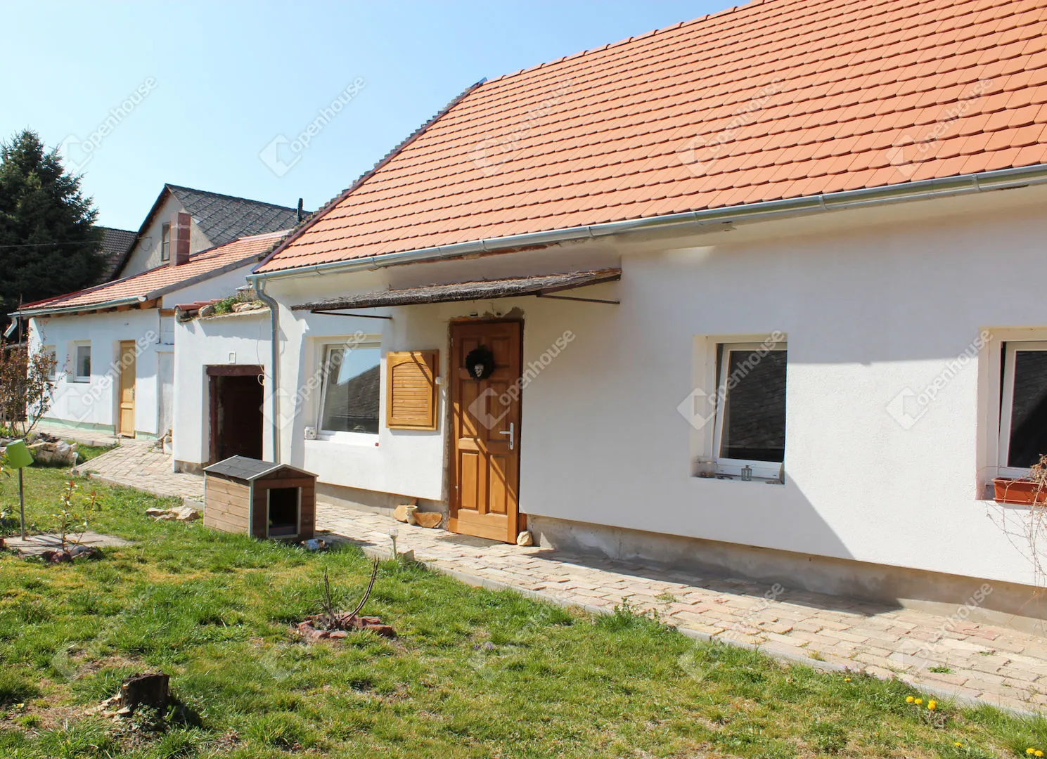 elado-udulo-nyaralo-balatonfured-ofalu-84442768-t6.webp