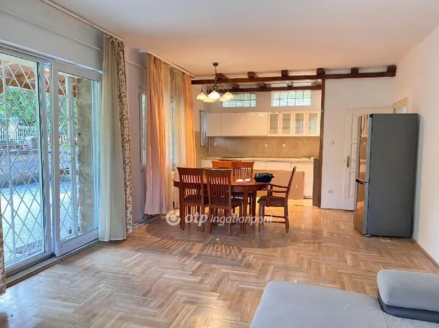 kiado-csaladi-haz-budapest-ii-kerulet-97621477-t1.webp