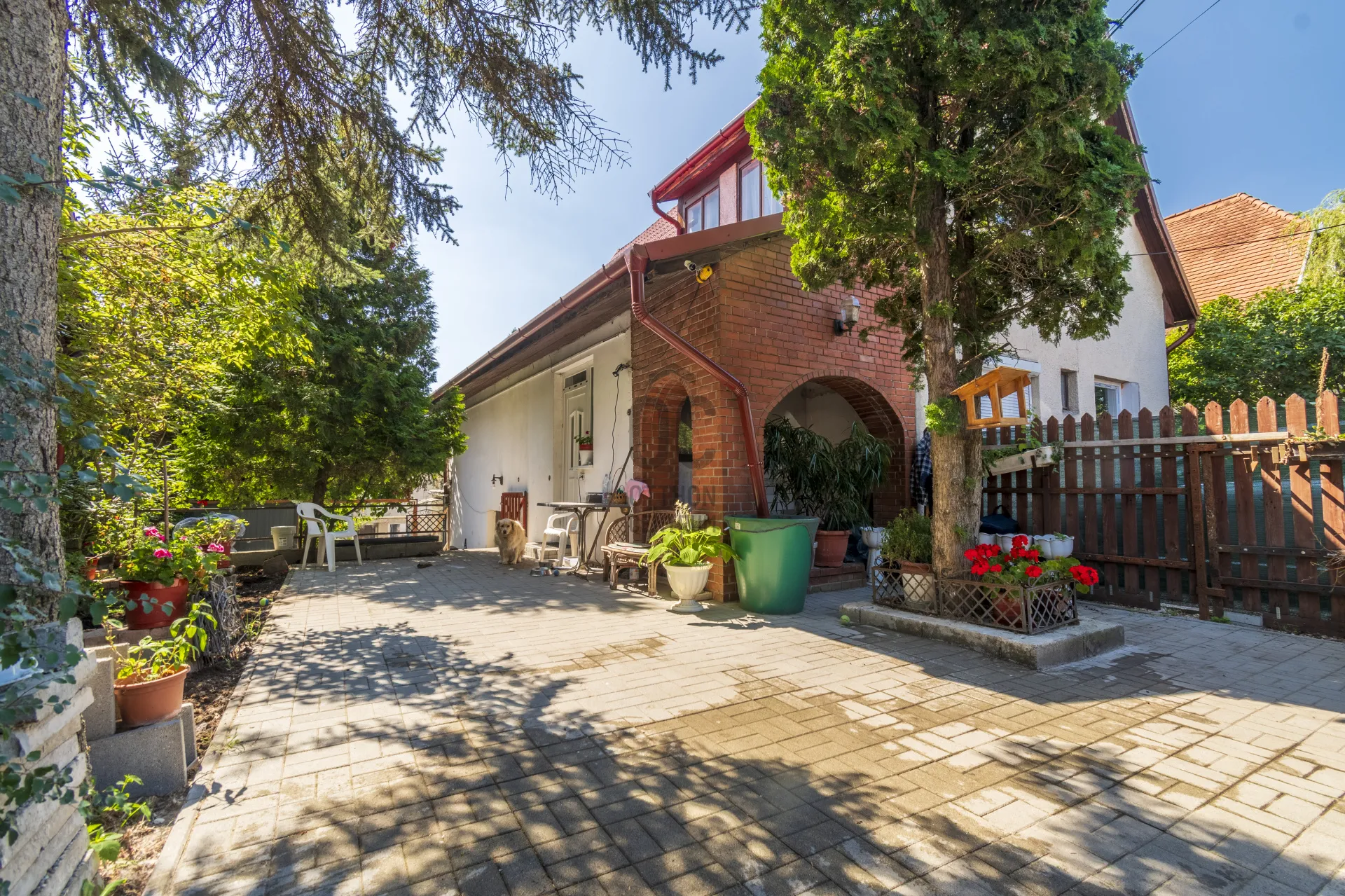 elado-csaladi-haz-budakeszi-97214078-t6.webp