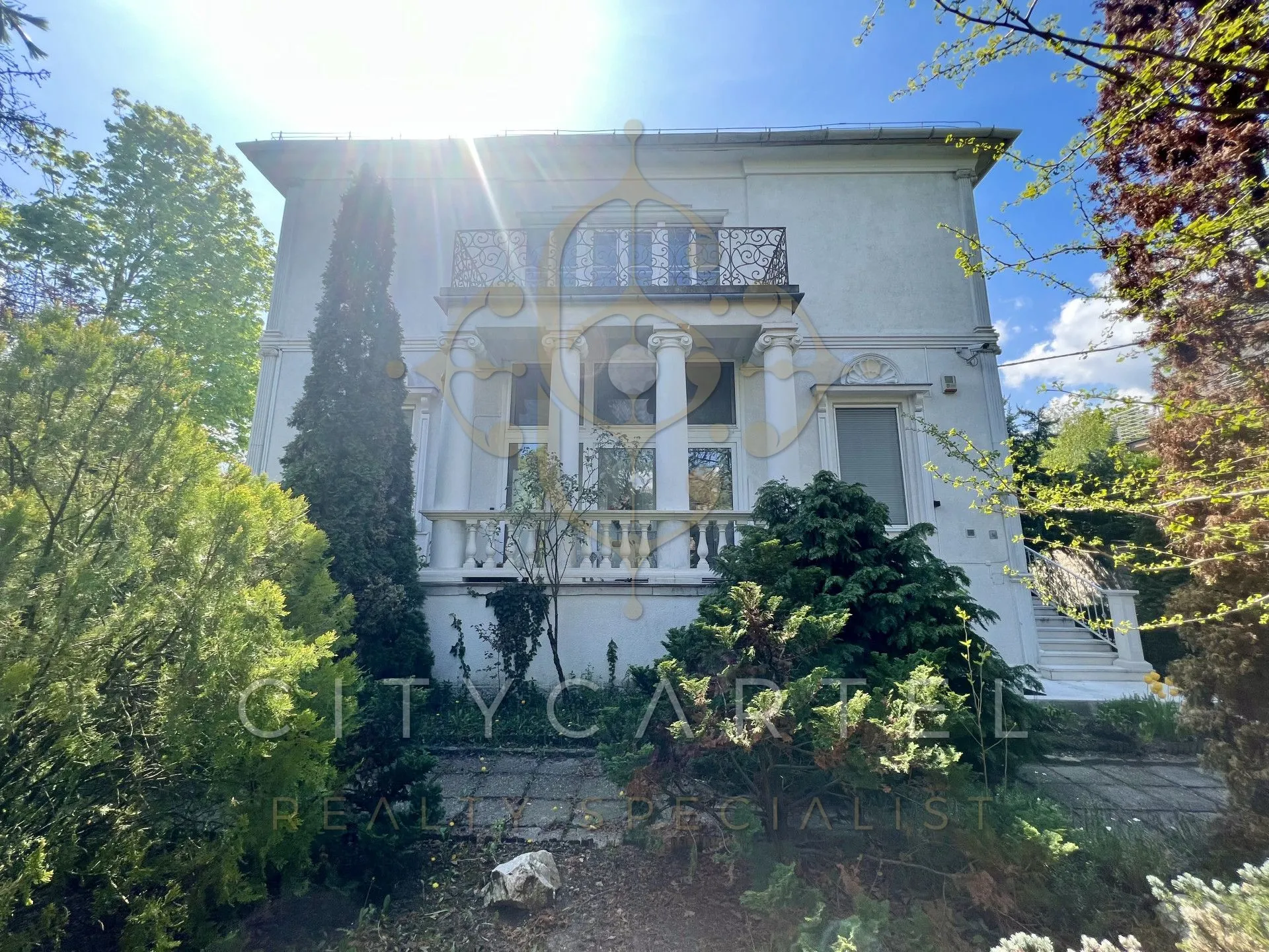 elado-csaladi-haz-budapest-ii-kerulet-rozsadomb-91484438-t6.webp