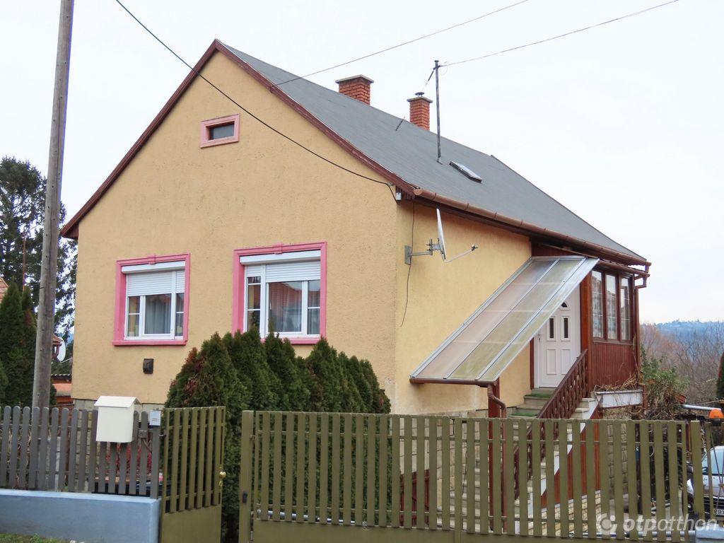 Eladó családi ház