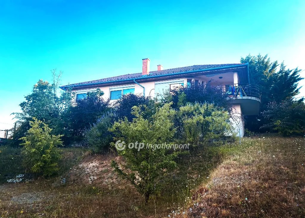 elado-csaladi-haz-piliscsaba-garancsliget-86150479-t6.webp