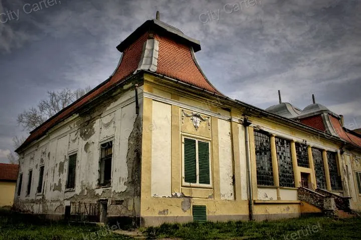 elado-villa-kastely-gavavencsello-82410226-t6.webp