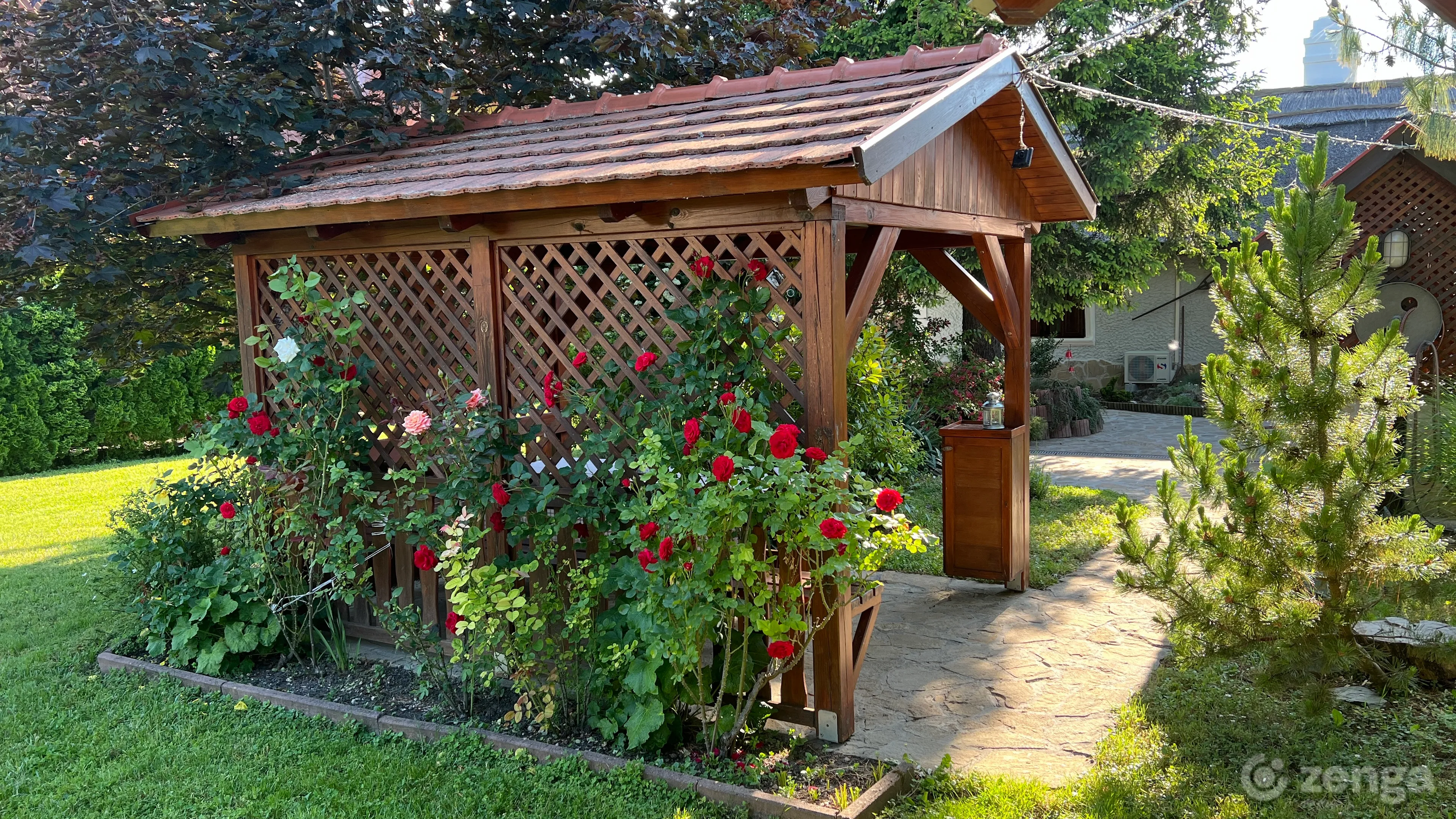 elado-csaladi-haz-vonyarcvashegy-109445787-k6.webp