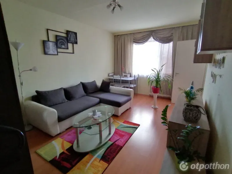 elado-panellakas-miskolc-81112162-k6.webp