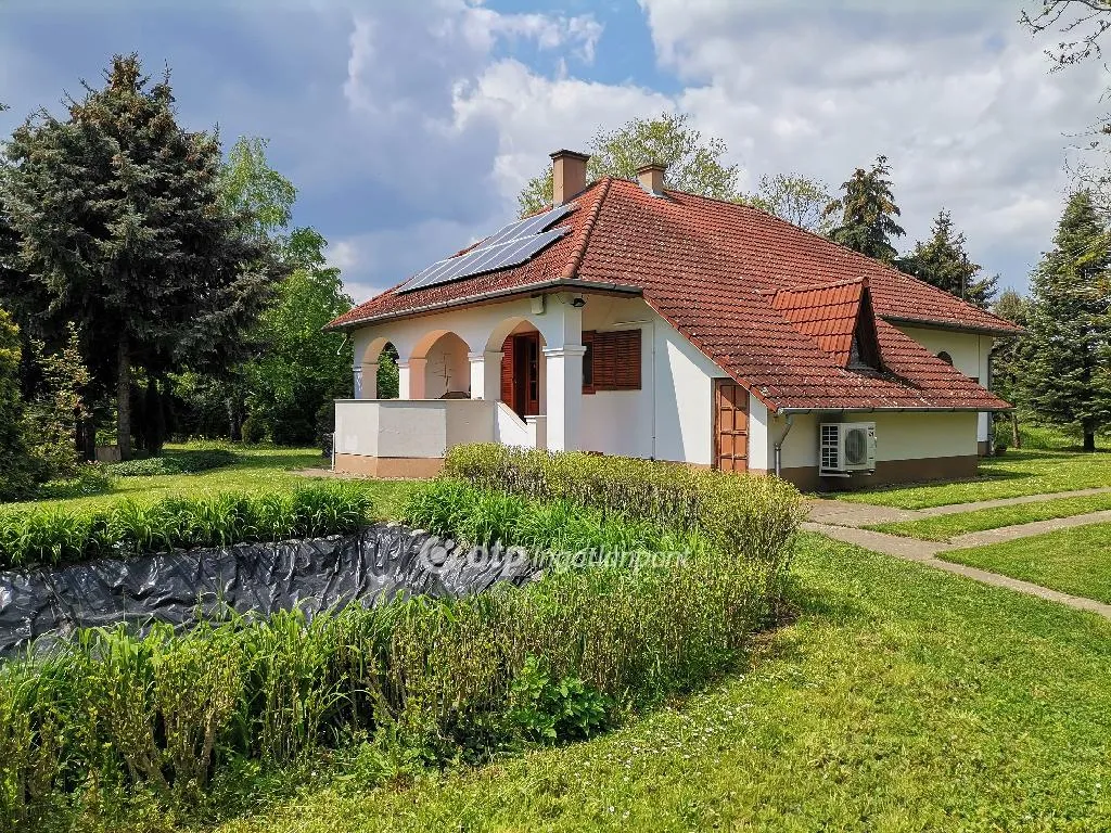 elado-csaladi-haz-bekescsaba-91621467-t6.webp