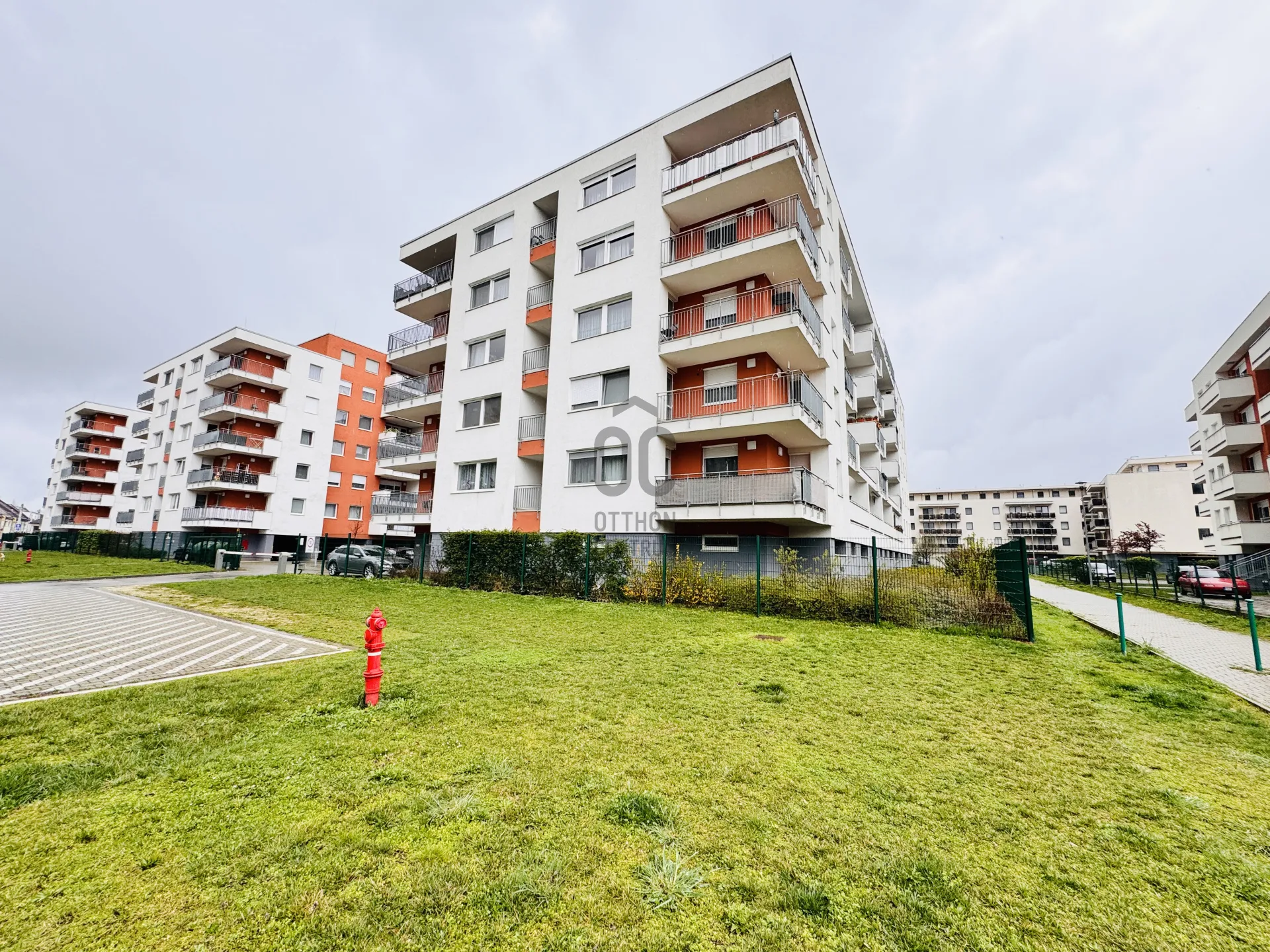 elado-teglalakas-gyor-112536740-t6.webp