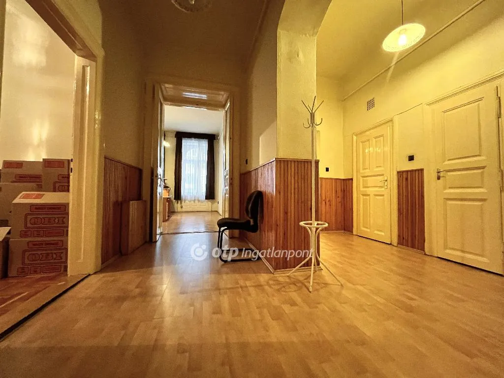 elado-teglalakas-budapest-vi-kerulet-106467170-t6.webp