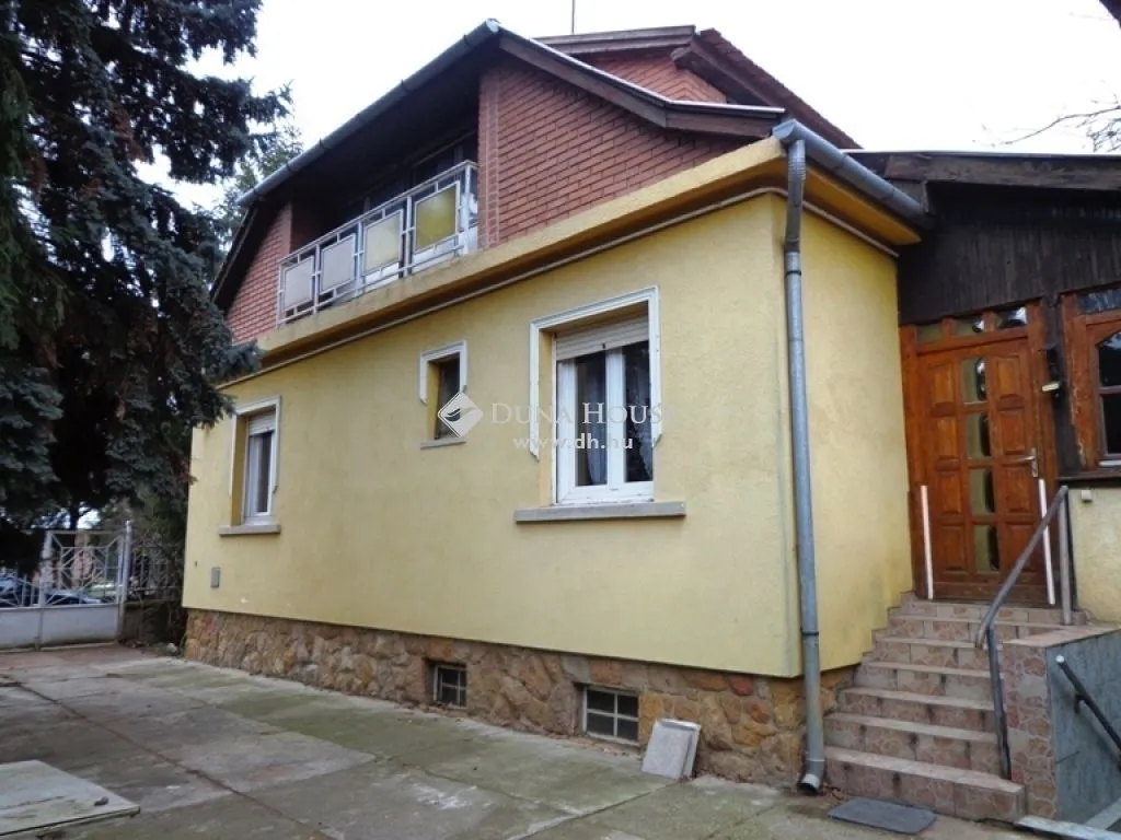 2elado-csaladi-haz-budapest-xviii-kerulet-110110687-t6.webp