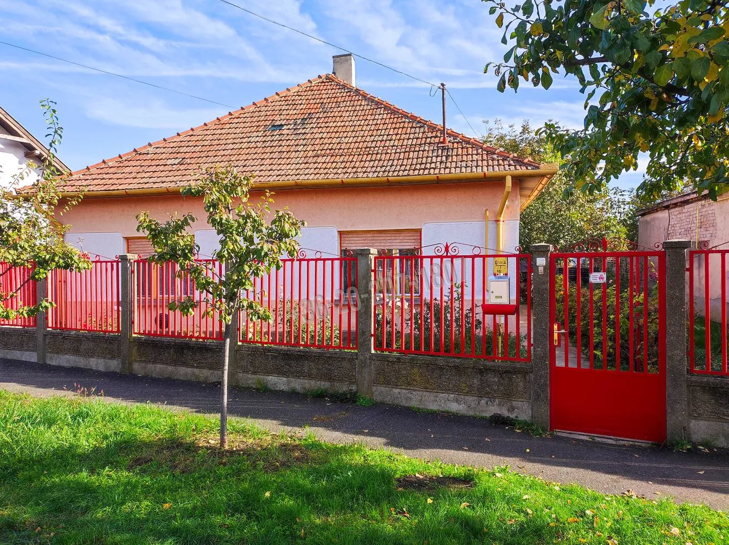 4elado-csaladi-haz-bekescsaba-112955852-t6.webp