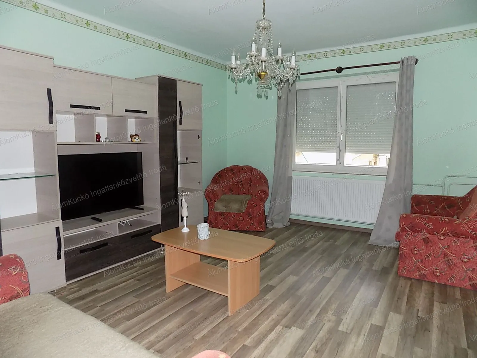 2elado-csaladi-haz-kaposvar-donner-99404347-t6.webp