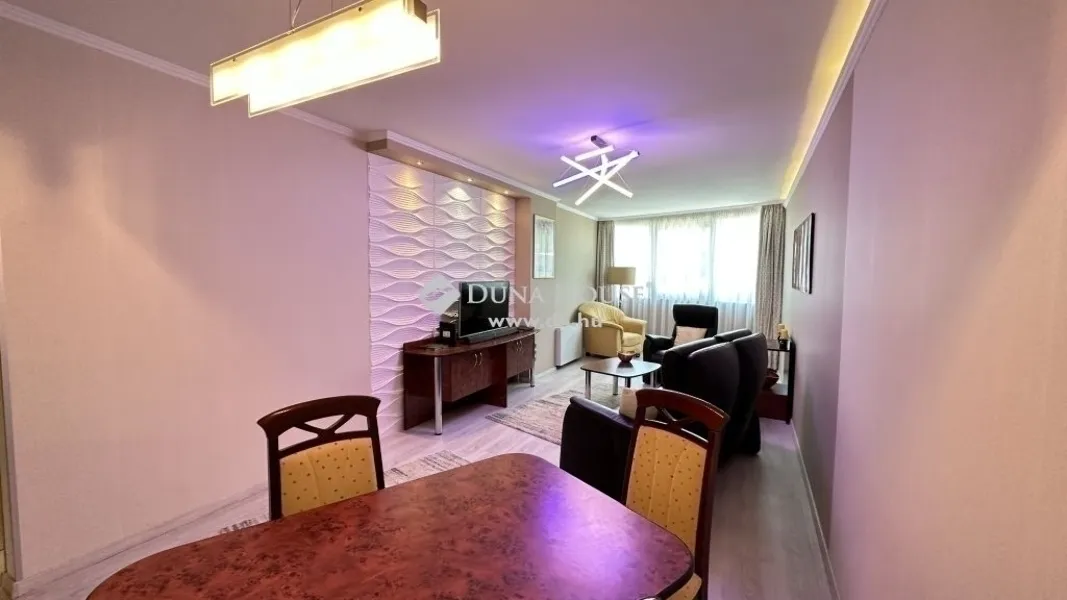1elado-csusztatott-zsalus-lakas-budapest-ii-kerulet-harshegy-114808961-t6.webp