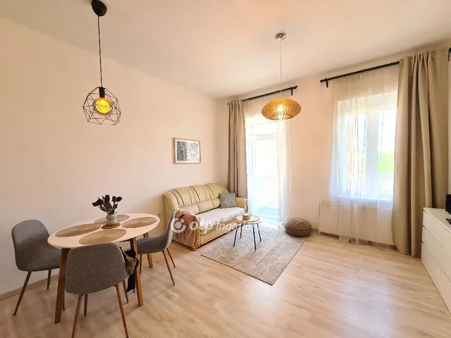 elado-teglalakas-budapest-viii-kerulet-114265702-t1.webp