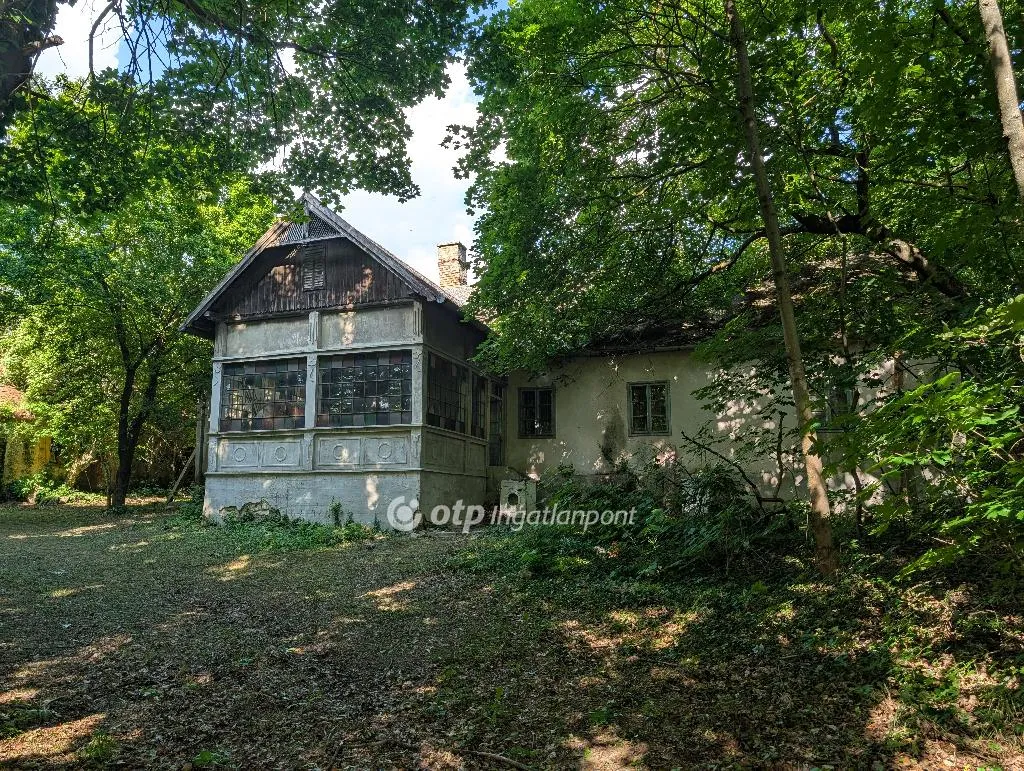 elado-csaladi-haz-balatonhenye-114755783-t6.webp