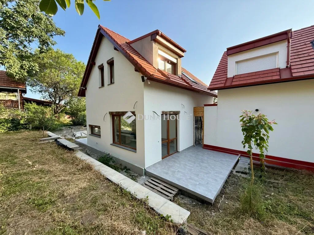elado-ikerhaz-tihany-115246095-t6.webp