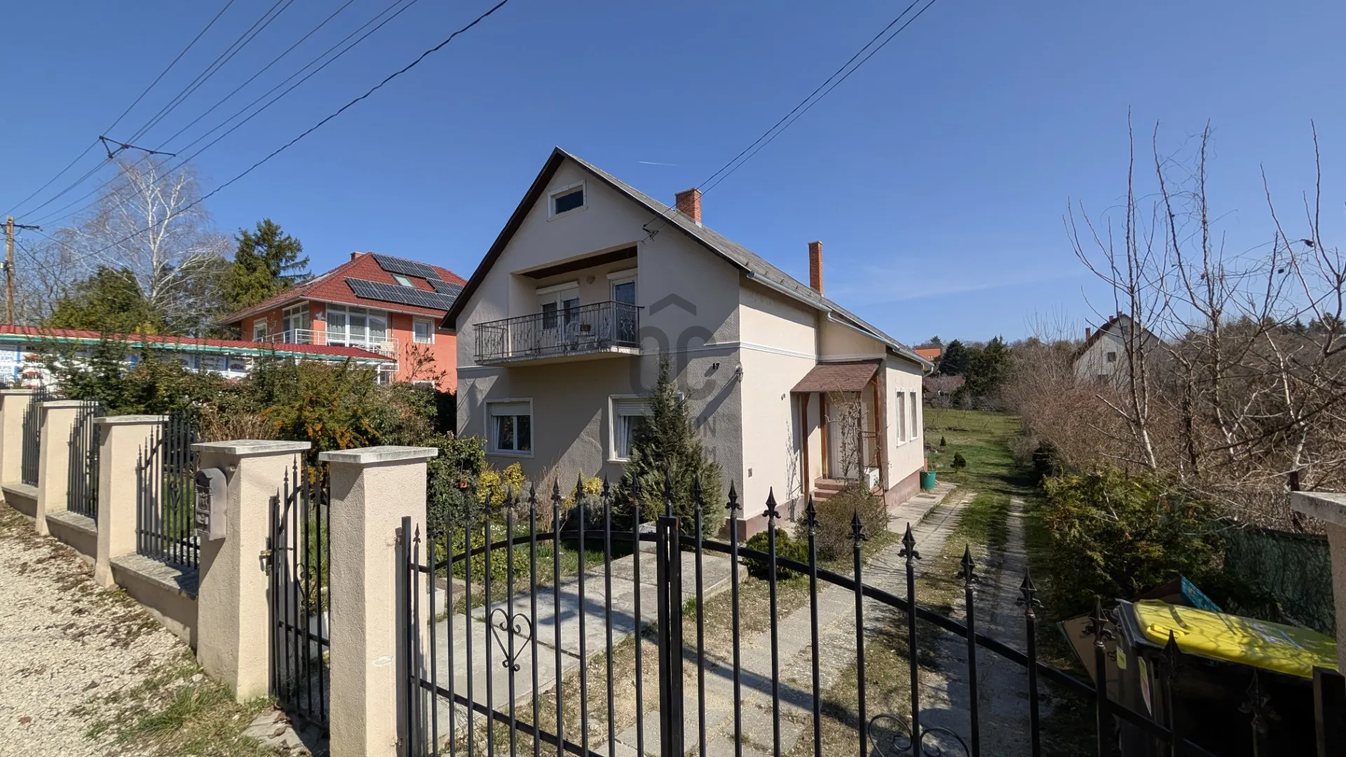 elado-csaladi-haz-balatonkenese-112344955-t6.webp