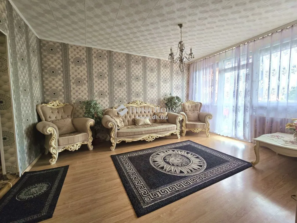 3elado-panellakas-budapest-xviii-kerulet-103623153-t6.webp