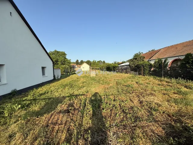 elado-epitesi-telek-bodrogkeresztur-115609382-t1.webp