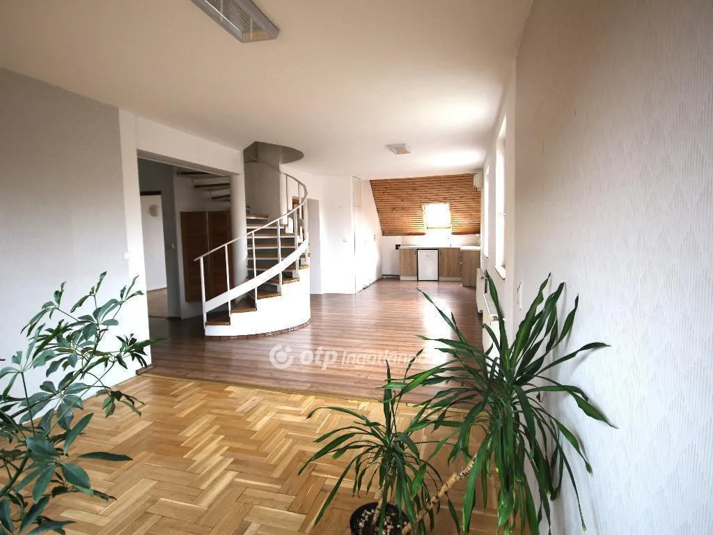 2elado-csaladi-haz-budapest-xiv-kerulet-114348013-t6.webp