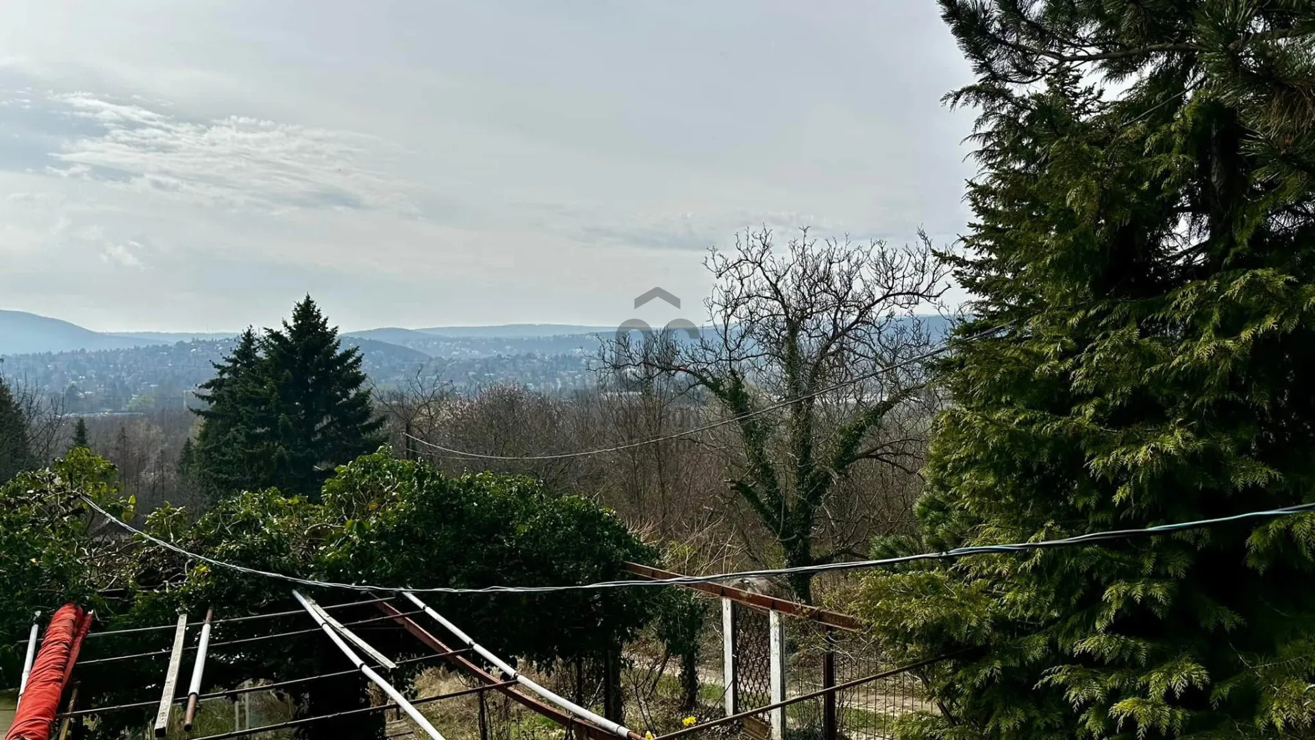elado-udulo-nyaralo-budapest-ii-kerulet-pesthidegkut-ofalu-110164413-t6.webp