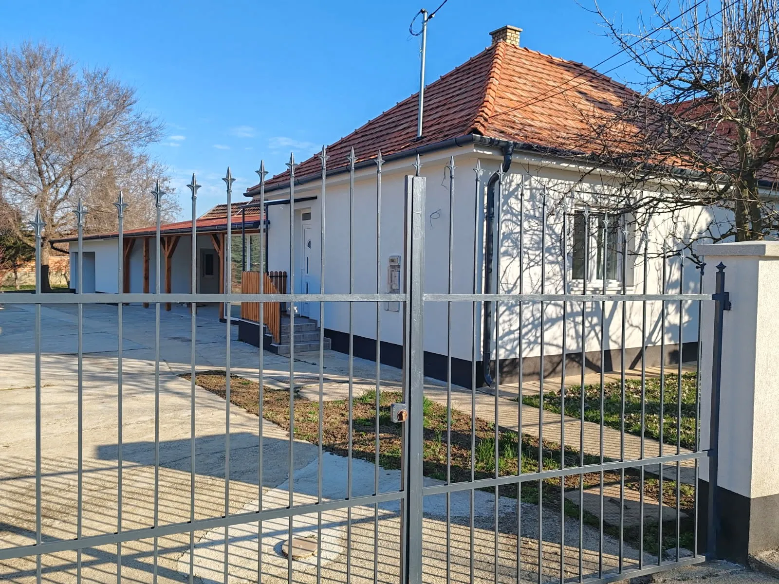 3_elado-csaladi-haz-debrecen-jozsa-111683433-t6.webp