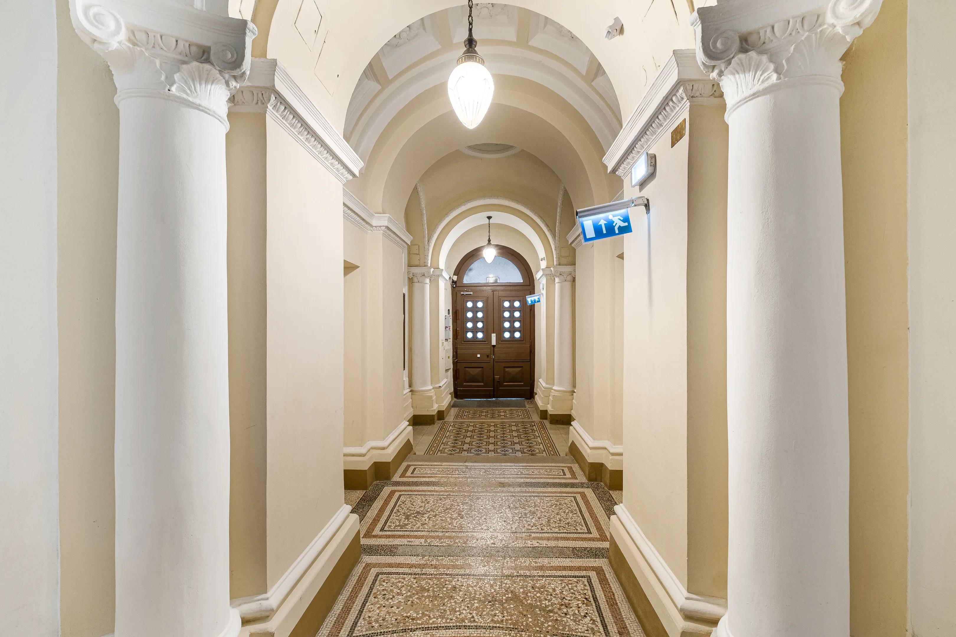 elado-teglalakas-budapest-vi-kerulet-nagykoruton-beluli-terulet-117450377-t6.webp