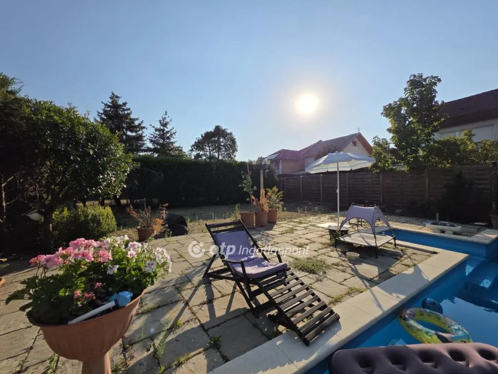 elado-csaladi-haz-budapest-xviii-kerulet-ganzkertvaros-117684861-t6.webp