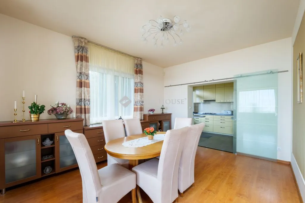 elado-csaladi-haz-budapest-iii-kerulet-117658176-t6.webp