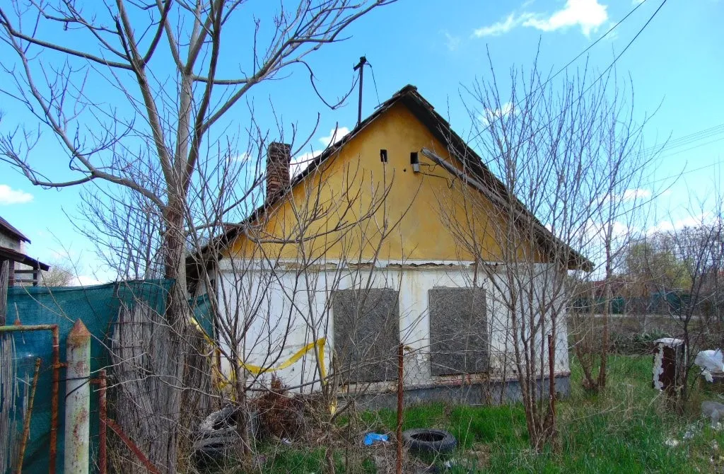 elado-csaladi-haz-tapiobicske-116549712-t6.webp
