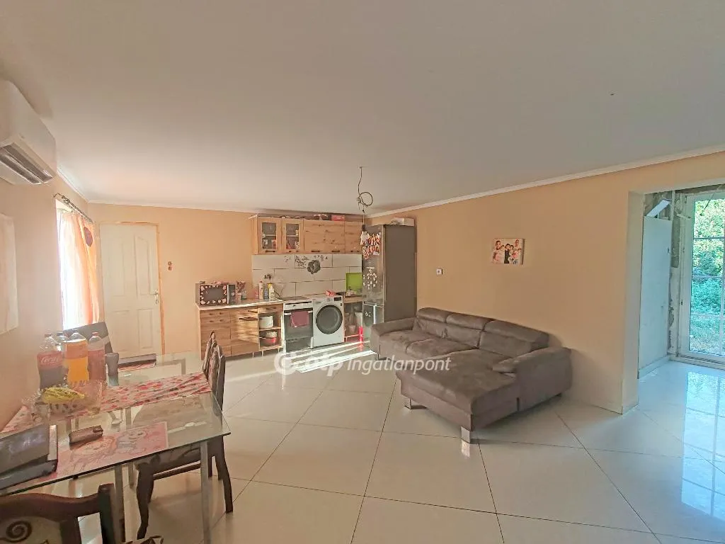 elado-csaladi-haz-szolnok-117773872-t6.webp