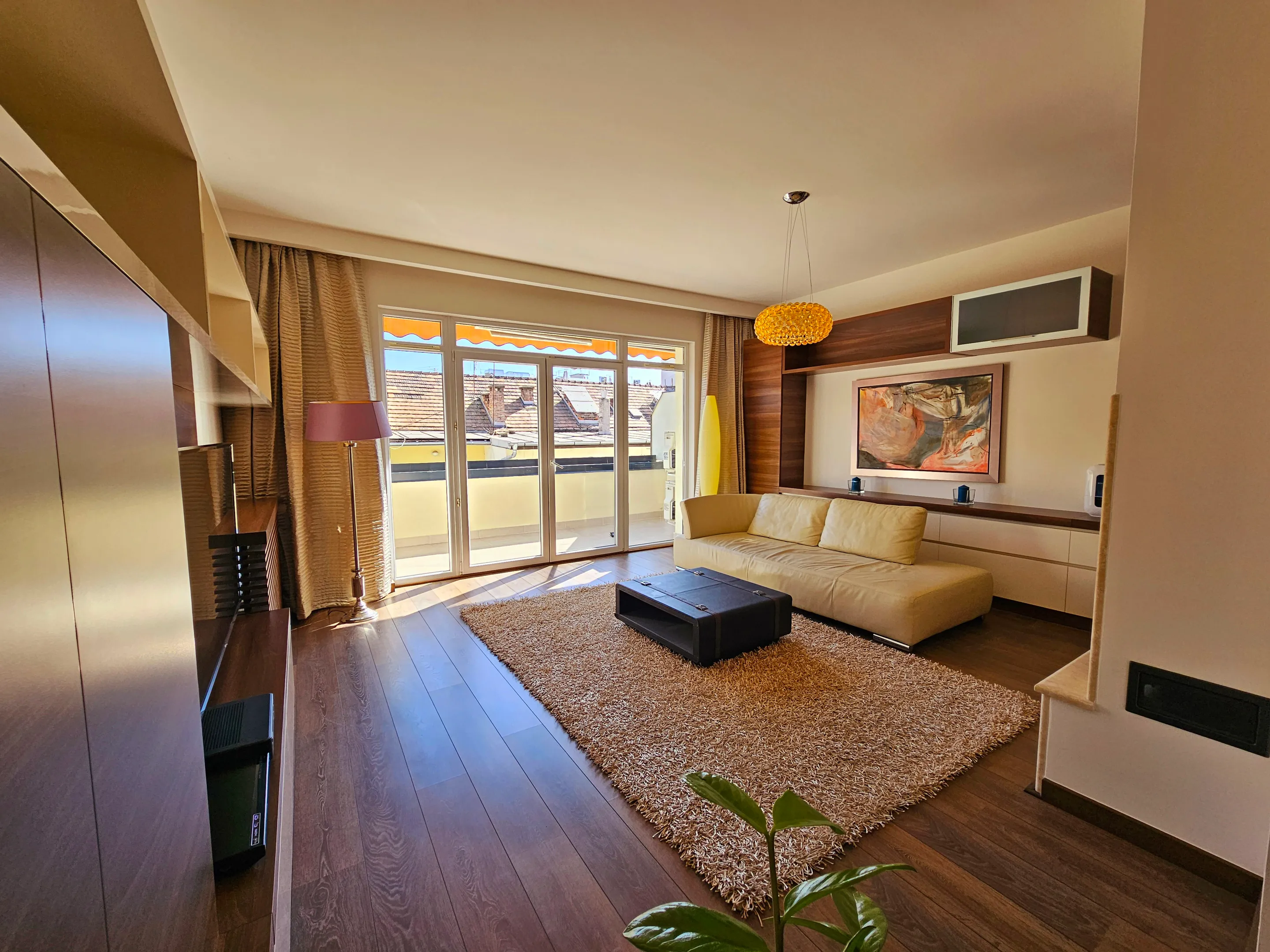 elado-tarsashazi-lakas-budapest-vi-kerulet-nagykoruton-beluli-terulet-116510236-t6.webp