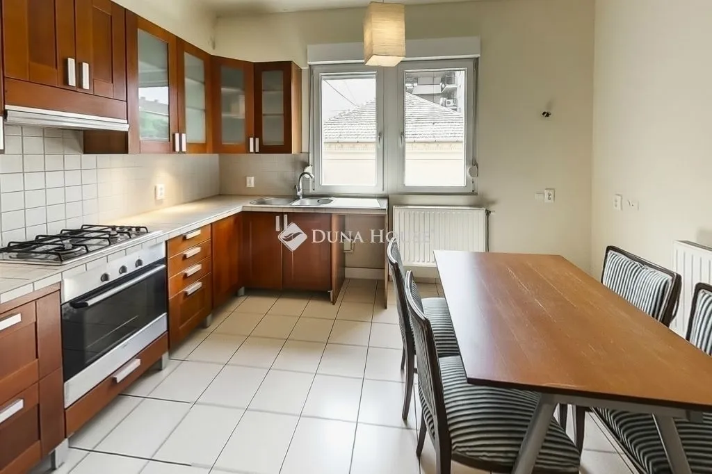 4elado-teglalakas-budapest-xiv-kerulet-116556552-t6.webp