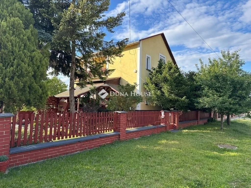 elado-csaladi-haz-nyaregyhaza-116187578-t6.webp