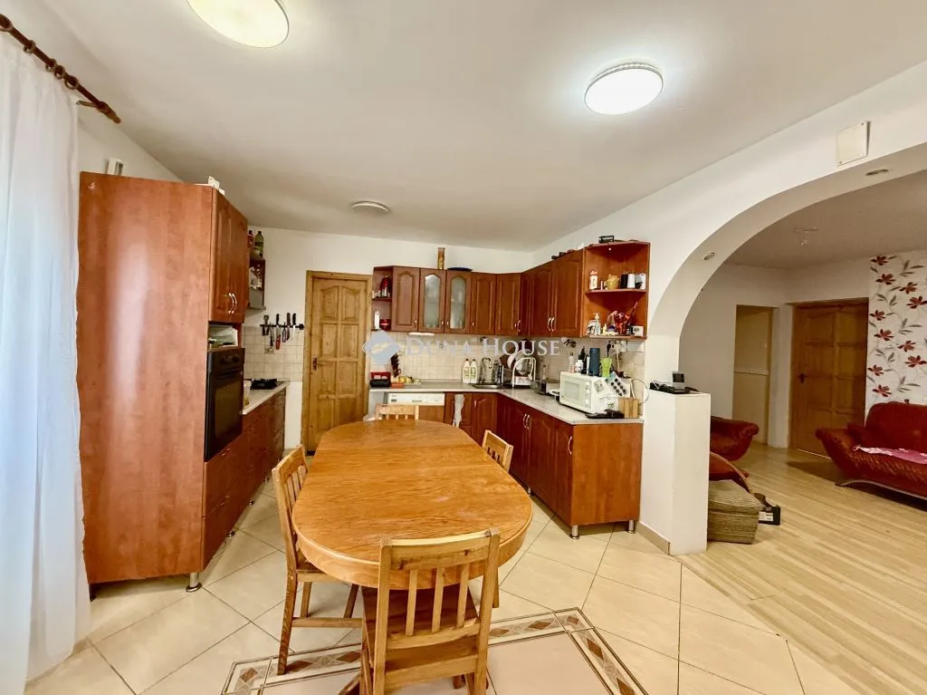 elado-csaladi-haz-bekescsaba-118657027-t6.webp