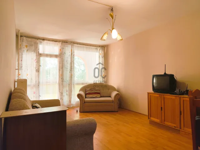 elado-panellakas-pecs-kertvaros-119638467-t1.webp