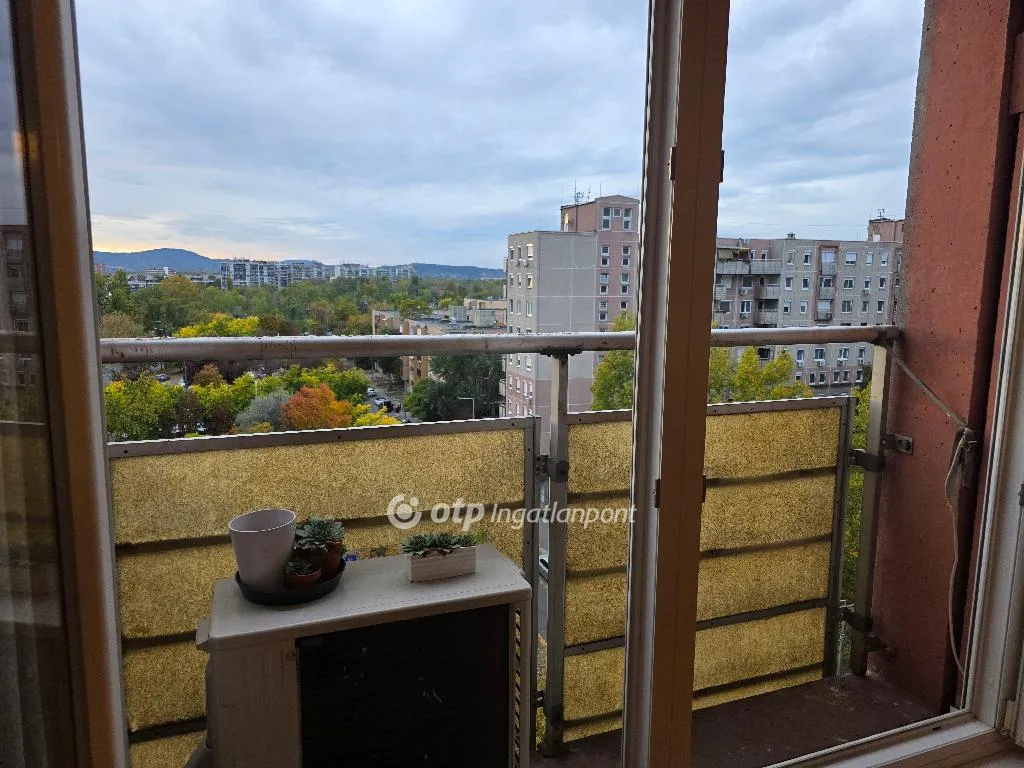 3elado-panellakas-budapest-iv-kerulet-119852737-t6.webp