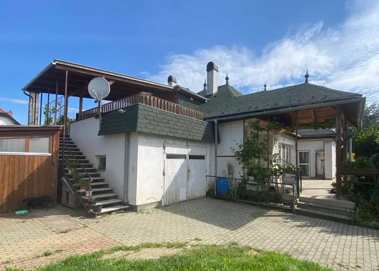 szombathely vágott.png