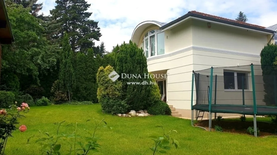 elado-csaladi-haz-budapest-ii-kerulet-116061724-t6.webp
