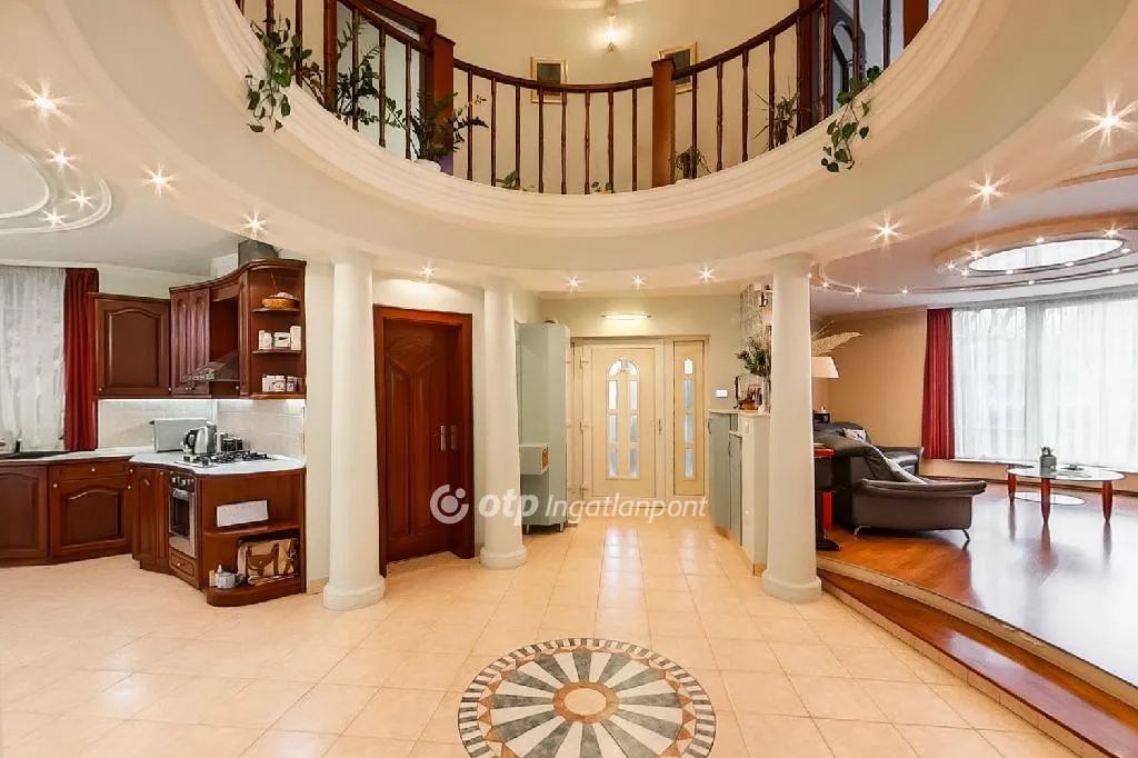 elado-csaladi-haz-budapest-xviii-kerulet-ganzkertvaros-124171470-t6 (1).webp