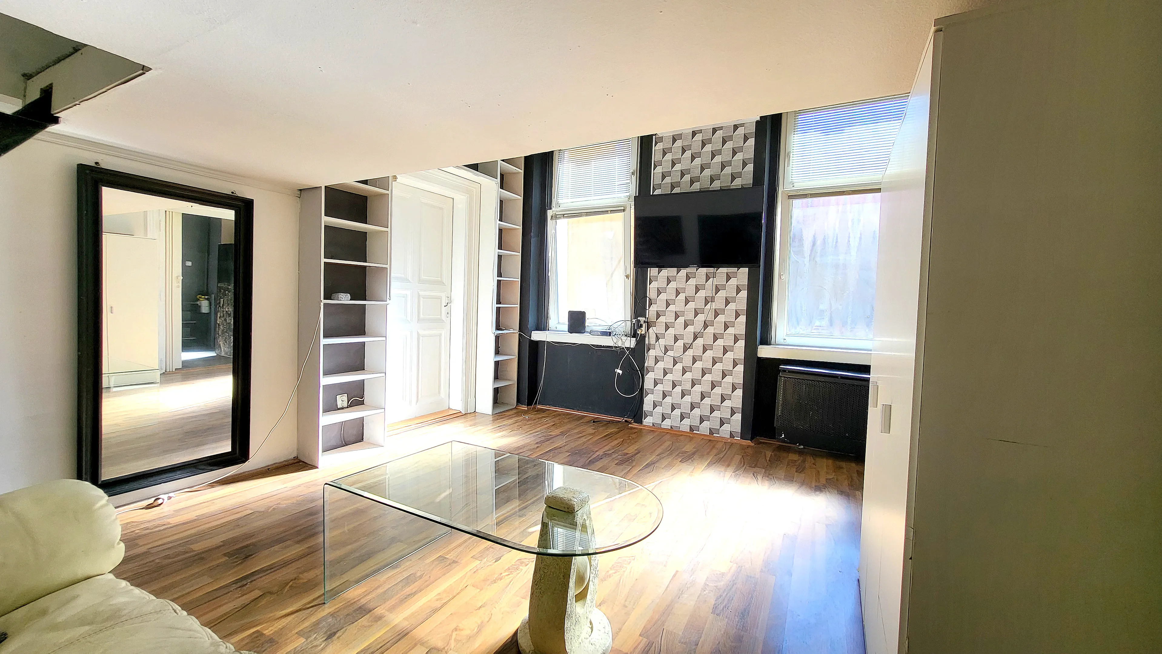 kiado-teglalakas-budapest-viii-kerulet-magdolnanegyed-107264120-t6.webp