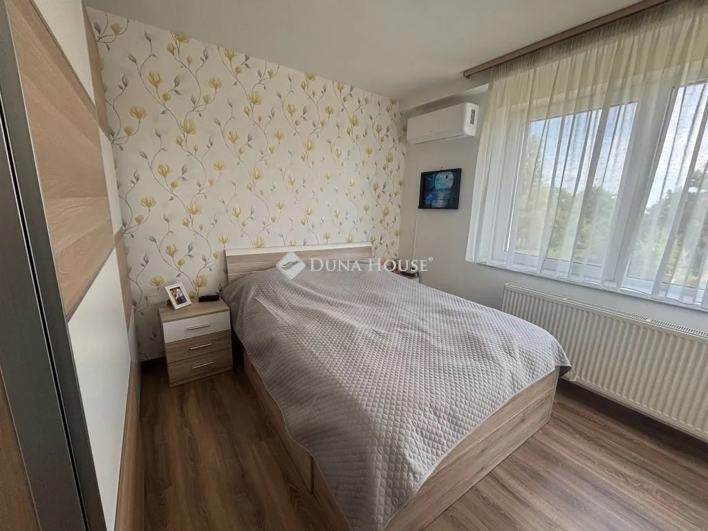 elado-teglalakas-veszprem-126672522-t6.webp
