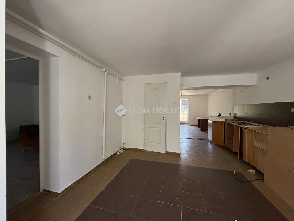 elado-csaladi-haz-budapest-xix-kerulet-126744269-t6.webp