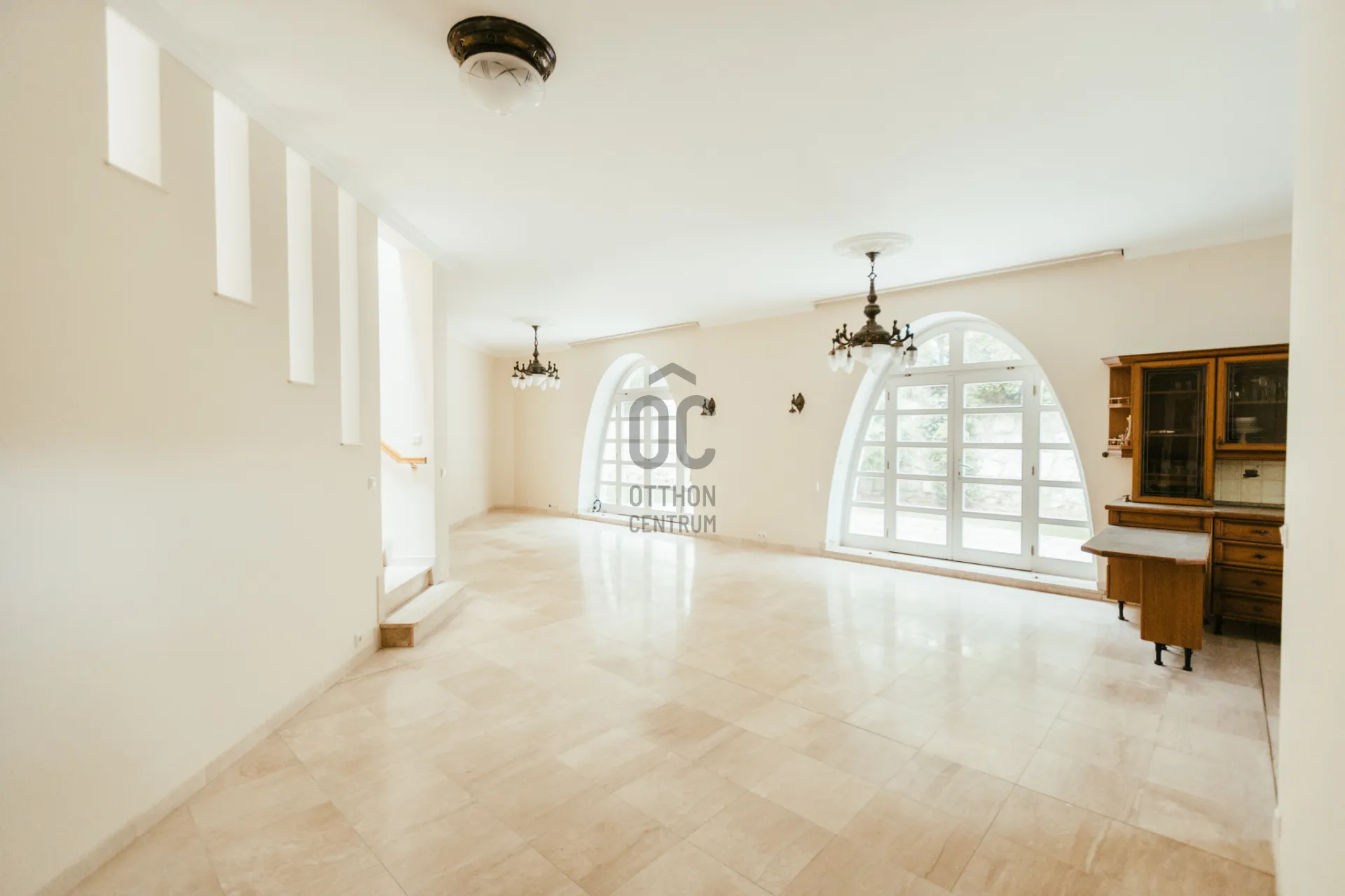 elado-ikerhaz-budapest-ii-kerulet-mariaremete-126993924-t6.webp