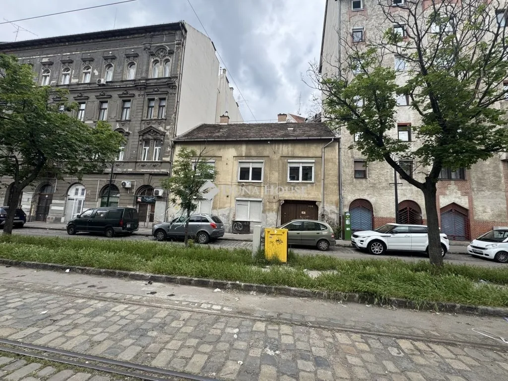 elado-csaladi-haz-budapest-viii-kerulet-127010527-t6.webp