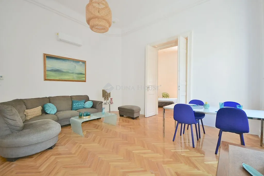 elado-teglalakas-budapest-i-kerulet-126876354-t6.webp